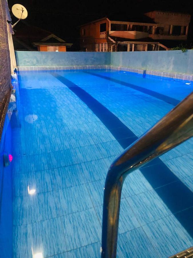 Sea Beach Resort Негомбо Екстериор снимка