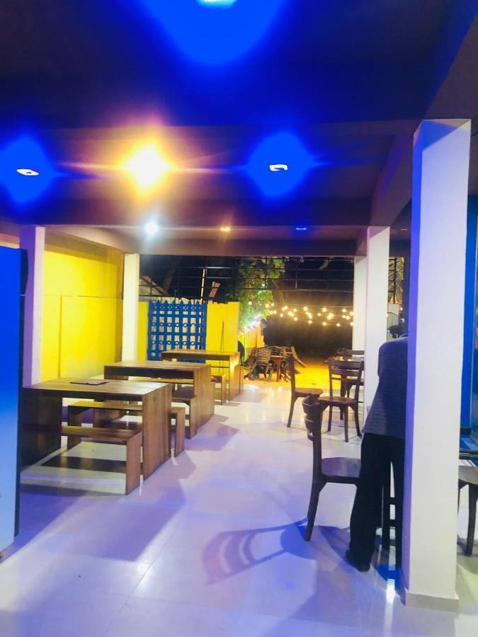 Sea Beach Resort Негомбо Екстериор снимка