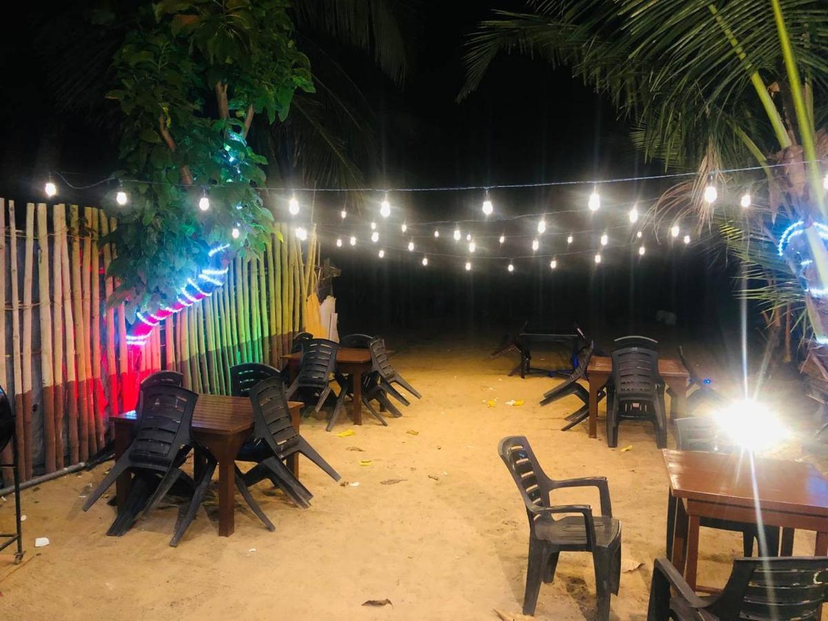 Sea Beach Resort Негомбо Екстериор снимка