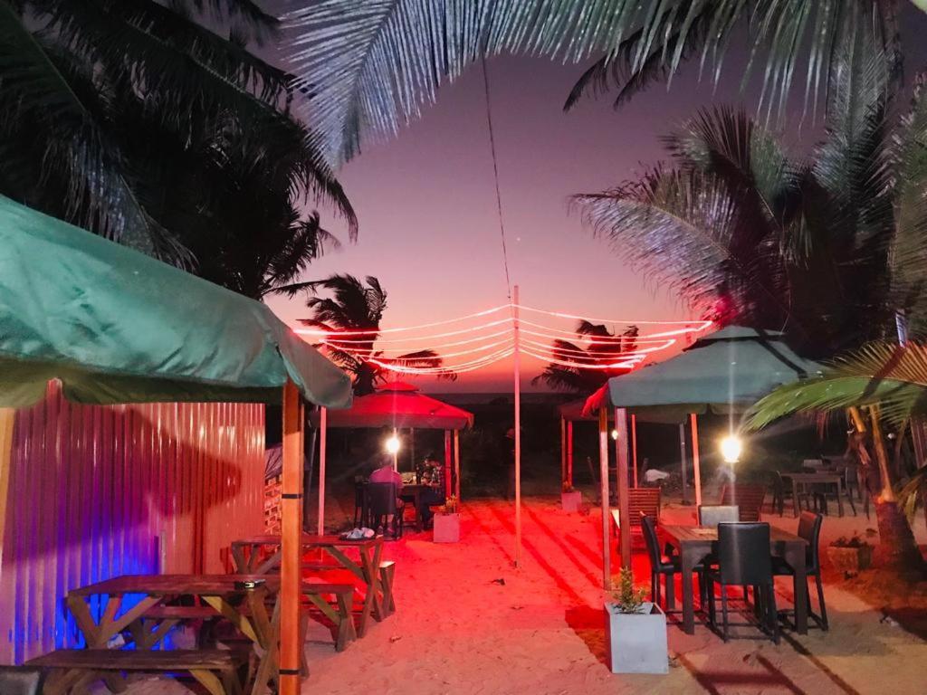 Sea Beach Resort Негомбо Екстериор снимка